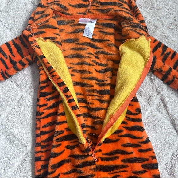 Disney | "Winnie the Pooh" Tigger Halloween Dress Up Costume | Size 4T - Picture 6 of 8